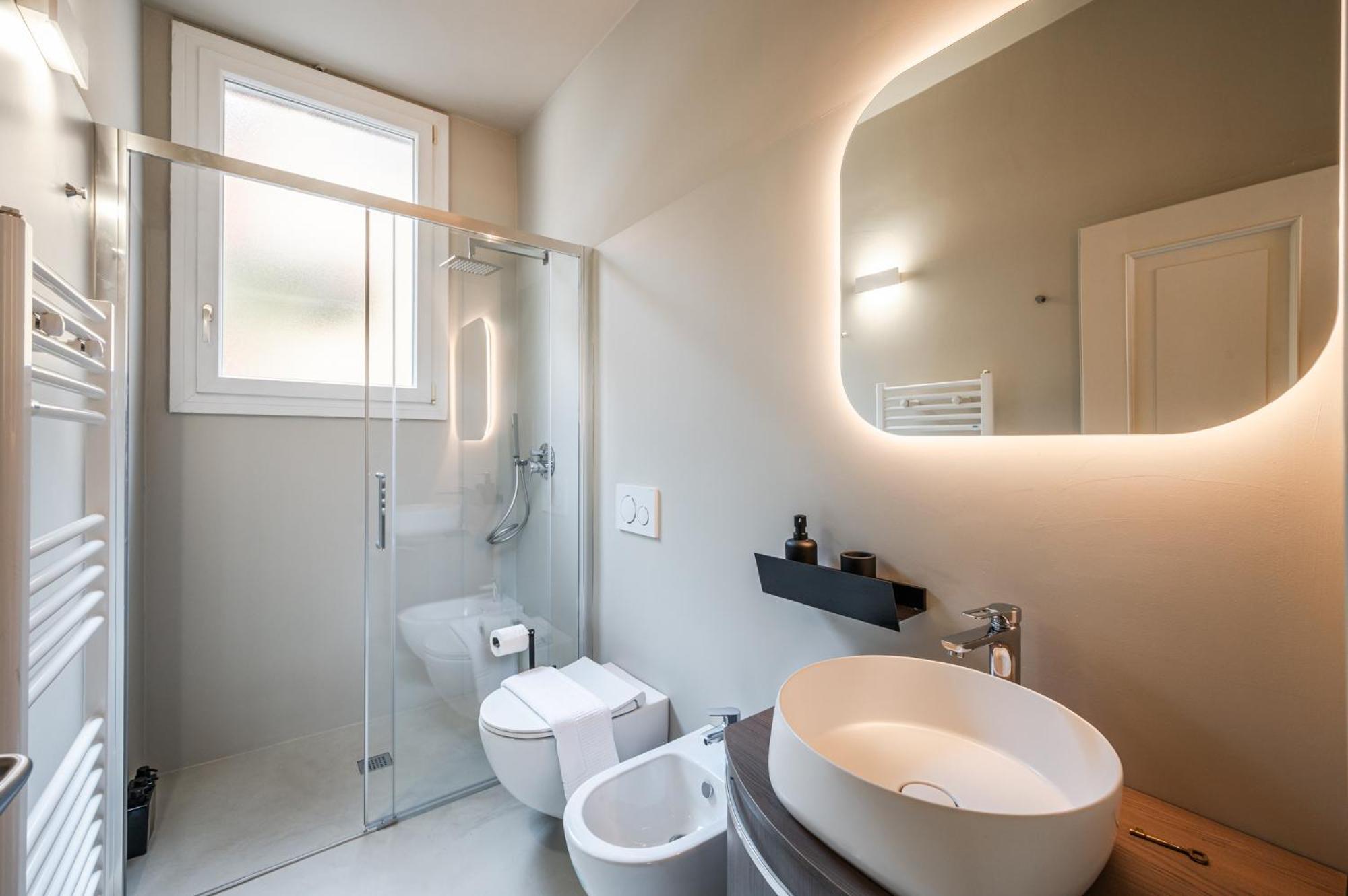 Urban Cottage Free Parking - Private Garden Bologna Bagian luar foto