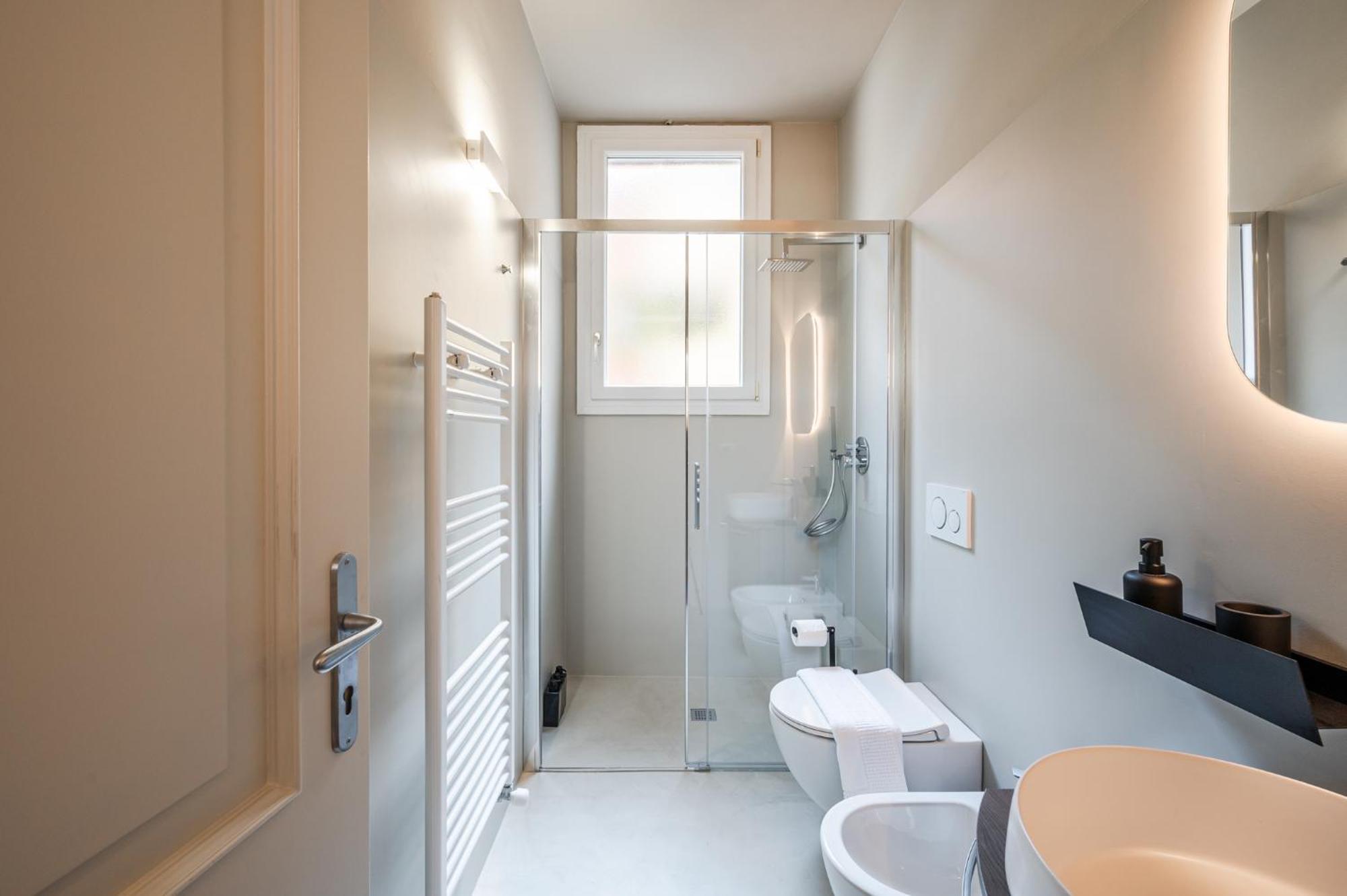 Urban Cottage Free Parking - Private Garden Bologna Bagian luar foto
